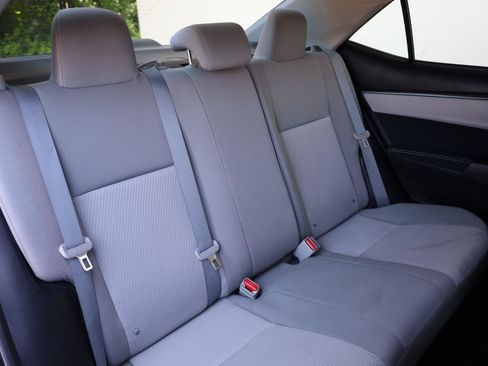 Used 2014 Toyota Corolla LE FWD image 28