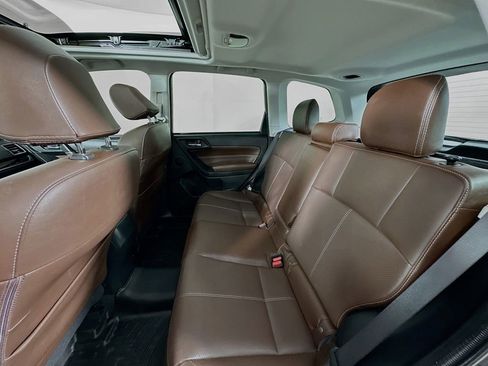 Used 2018 Subaru Forester 2.5i Touring w/ Popular Package #3B image 27