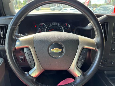Used 2019 Chevrolet Express 2500 w/ Driver Convenience Package RWD image 18