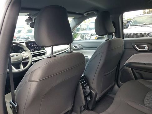 New 2025 Jeep Compass Sport image 11
