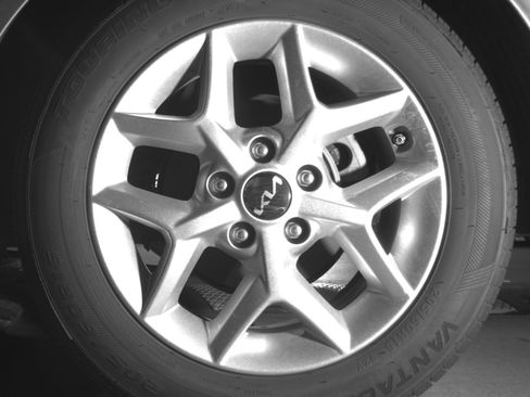 Used 2025 Kia Soul LX w/ LX Technology Package FWD image 21