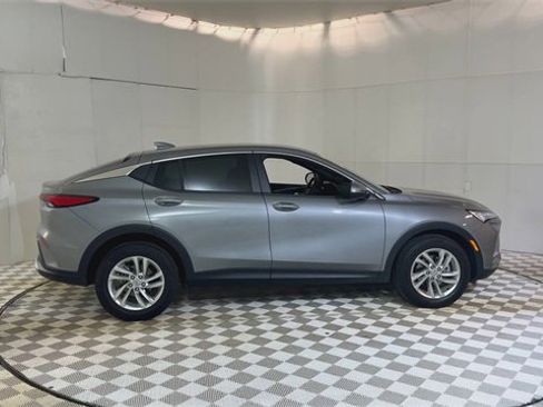 Used 2024 Buick Envista Preferred w/ Convenience I Package image 9