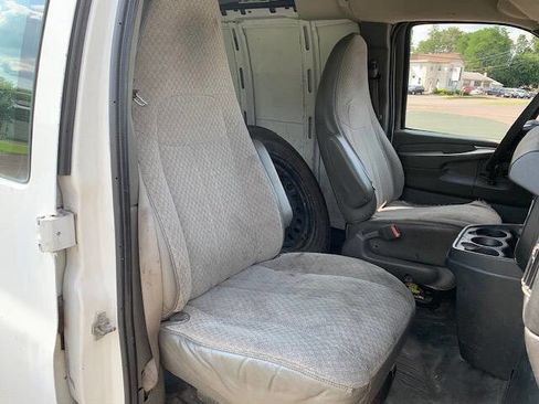 Used 2014 GMC Savana 1500 image 21