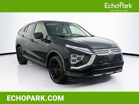 Used 2024 Mitsubishi Eclipse Cross LE image 1