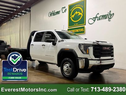 Used 2024 GMC Sierra 3500 Pro w/ Convenience Package