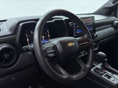 Used 2023 Chevrolet Colorado W/T RWD image 26