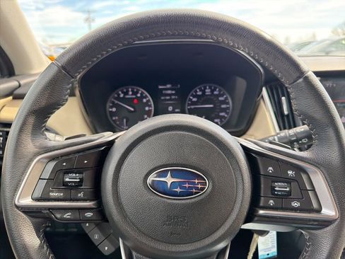 Used 2020 Subaru Outback Premium image 6
