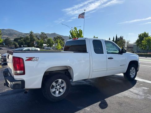 Used 2008 GMC Sierra 1500 SLE w/ Power Pack Plus AWD/4WD image 3