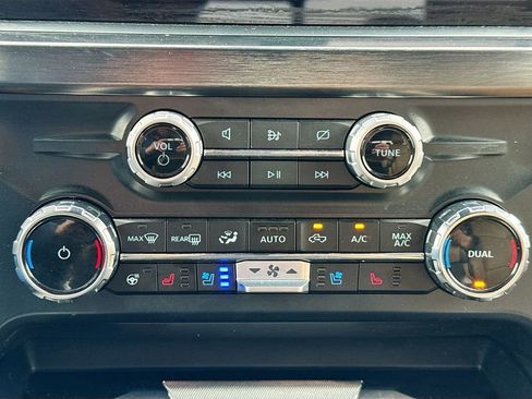 Used 2024 Ford F350 Lariat w/ Lariat Ultimate Package image 19