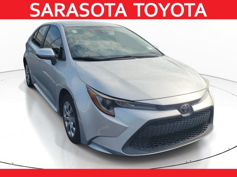 Used 2021 Toyota Corolla LE FWD image 1
