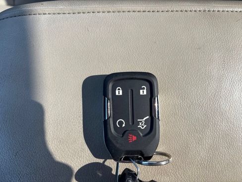Used 2019 GMC Acadia Denali AWD/4WD image 47