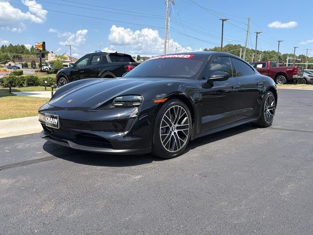 Used 2021 Porsche Taycan RWD image 4