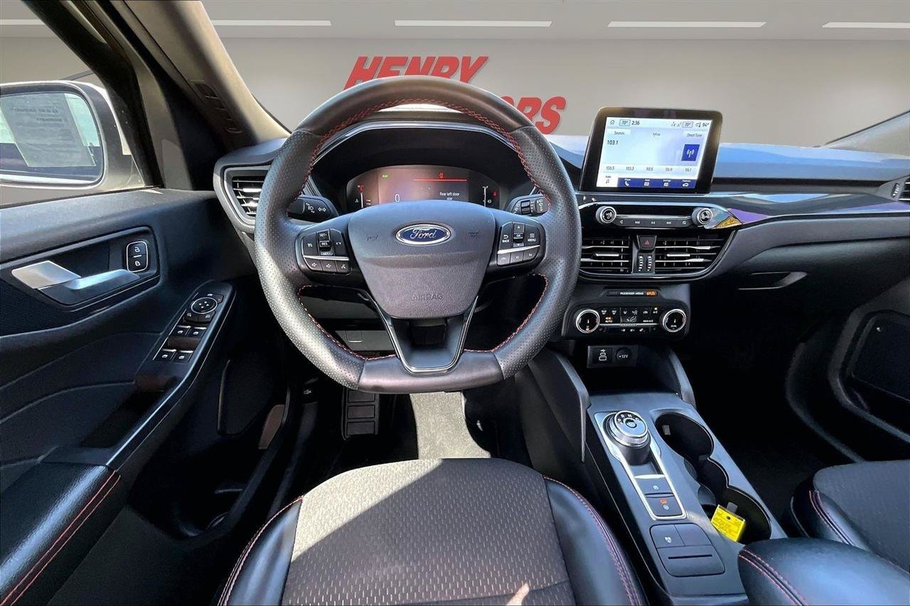 Used 2024 Ford Escape ST-Line Select AWD/4WD image 8