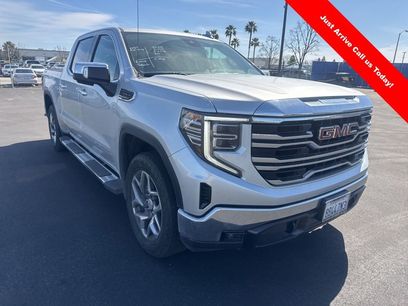 Certified 2022 GMC Sierra 1500 SLT w/ SLT Premium Package
