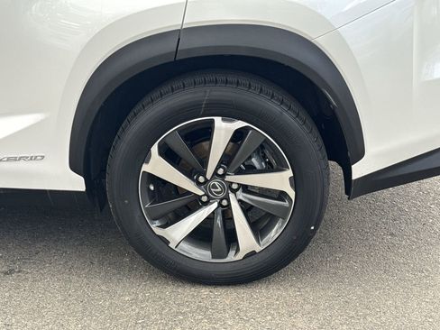 Used 2019 Lexus NX 300h AWD image 32