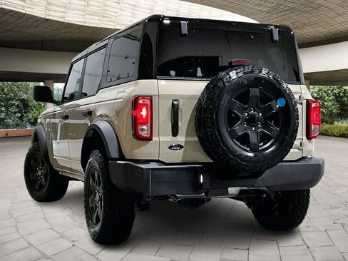 New 2025 Ford Bronco Big Bend image 3