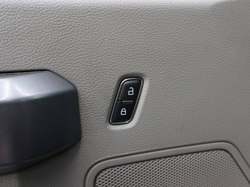 Used 2022 Ford F350 XLT w/ XLT Value Package image 39