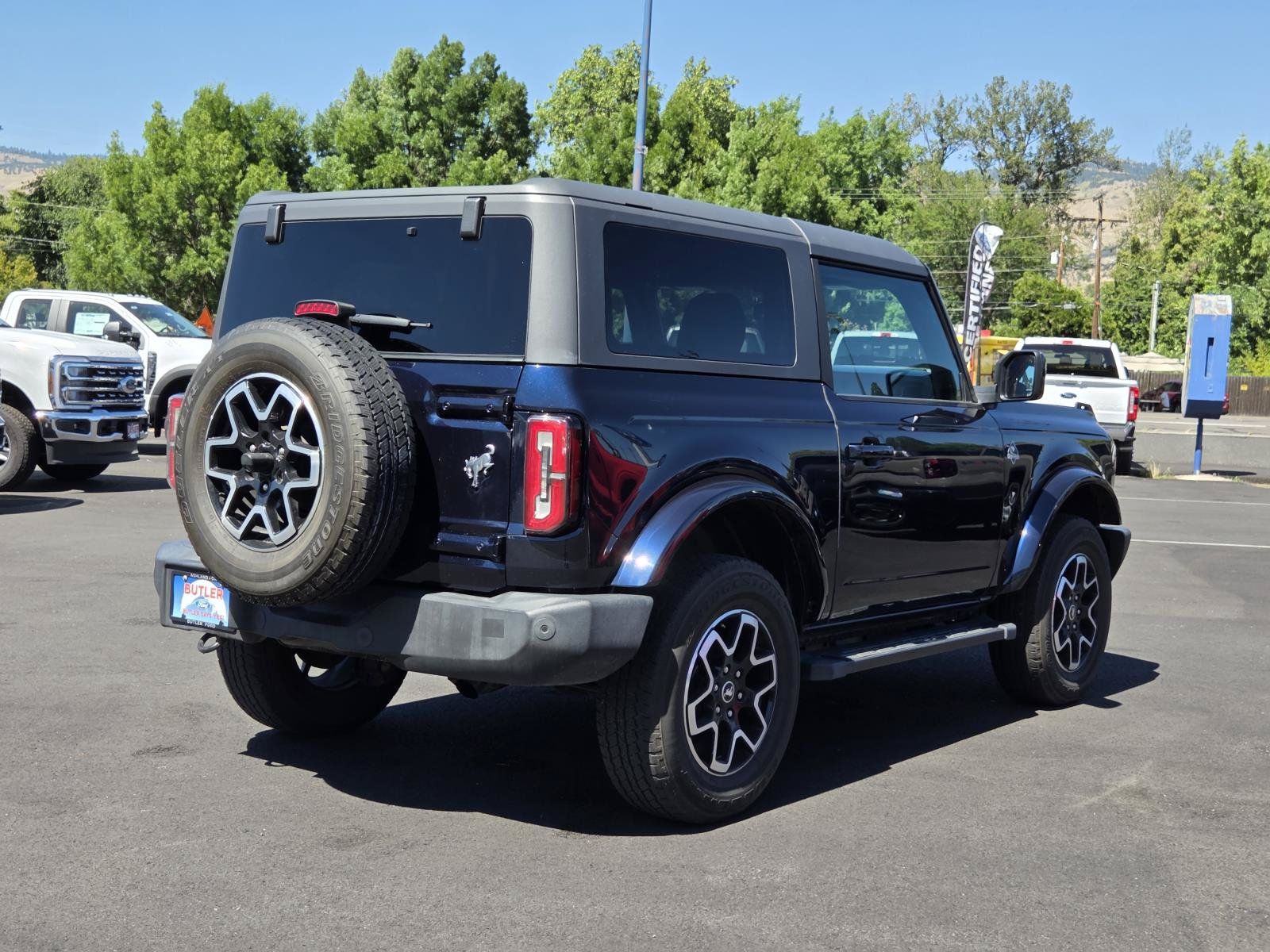 Used 2021 Ford Bronco Outer Banks AWD/4WD image 5