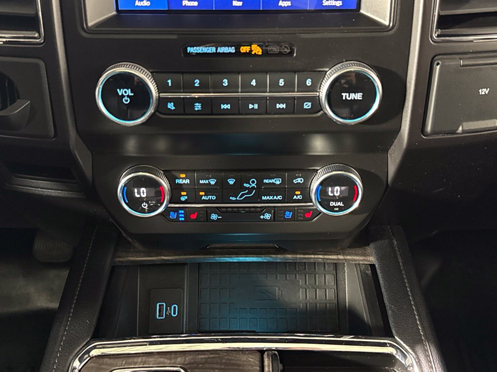 Used 2021 Ford Expedition Max Limited AWD/4WD image 25