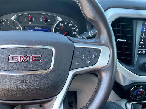 Used 2020 GMC Acadia SLT w/ Trailering Package image 22