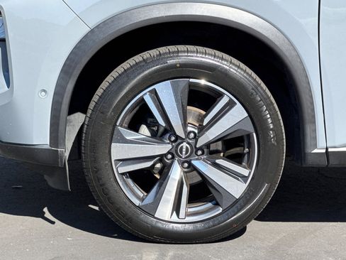 Certified 2023 Nissan Rogue SL w/ SL Premium Package image 32