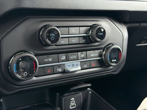New 2026 Ford Bronco Big Bend AWD/4WD image 27