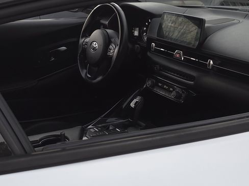 Used 2020 Toyota Supra image 31