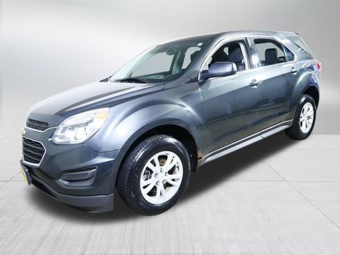 Used 2017 Chevrolet Equinox LS AWD/4WD image 3
