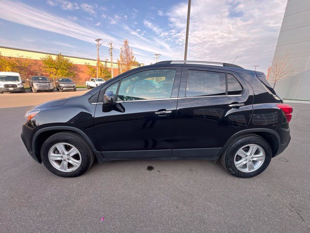 Used 2020 Chevrolet Trax LT w/ LT Convenience Package FWD image 8