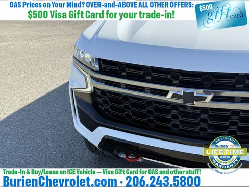 Used 2022 Chevrolet Suburban Z71 w/ Luxury Package AWD/4WD image 41