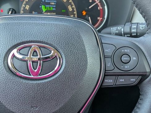 Used 2025 Toyota RAV4 XLE Premium w/ Weather Package image 21
