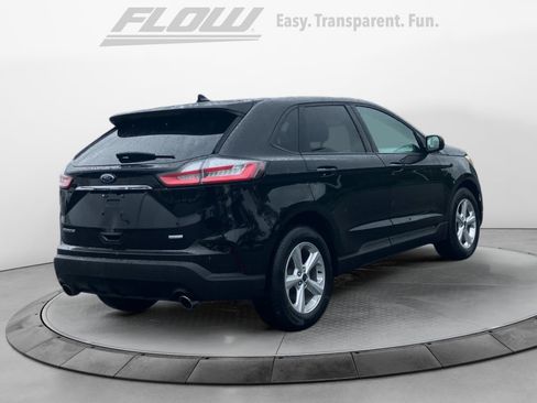 Used 2019 Ford Edge SE FWD image 9