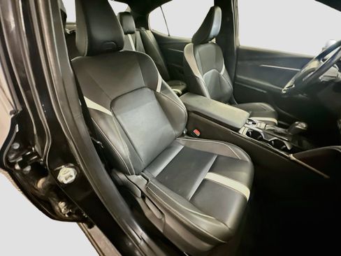 Used 2025 Toyota Camry SE FWD image 32
