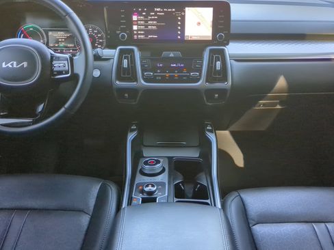 Used 2023 Kia Sorento EX AWD/4WD image 52