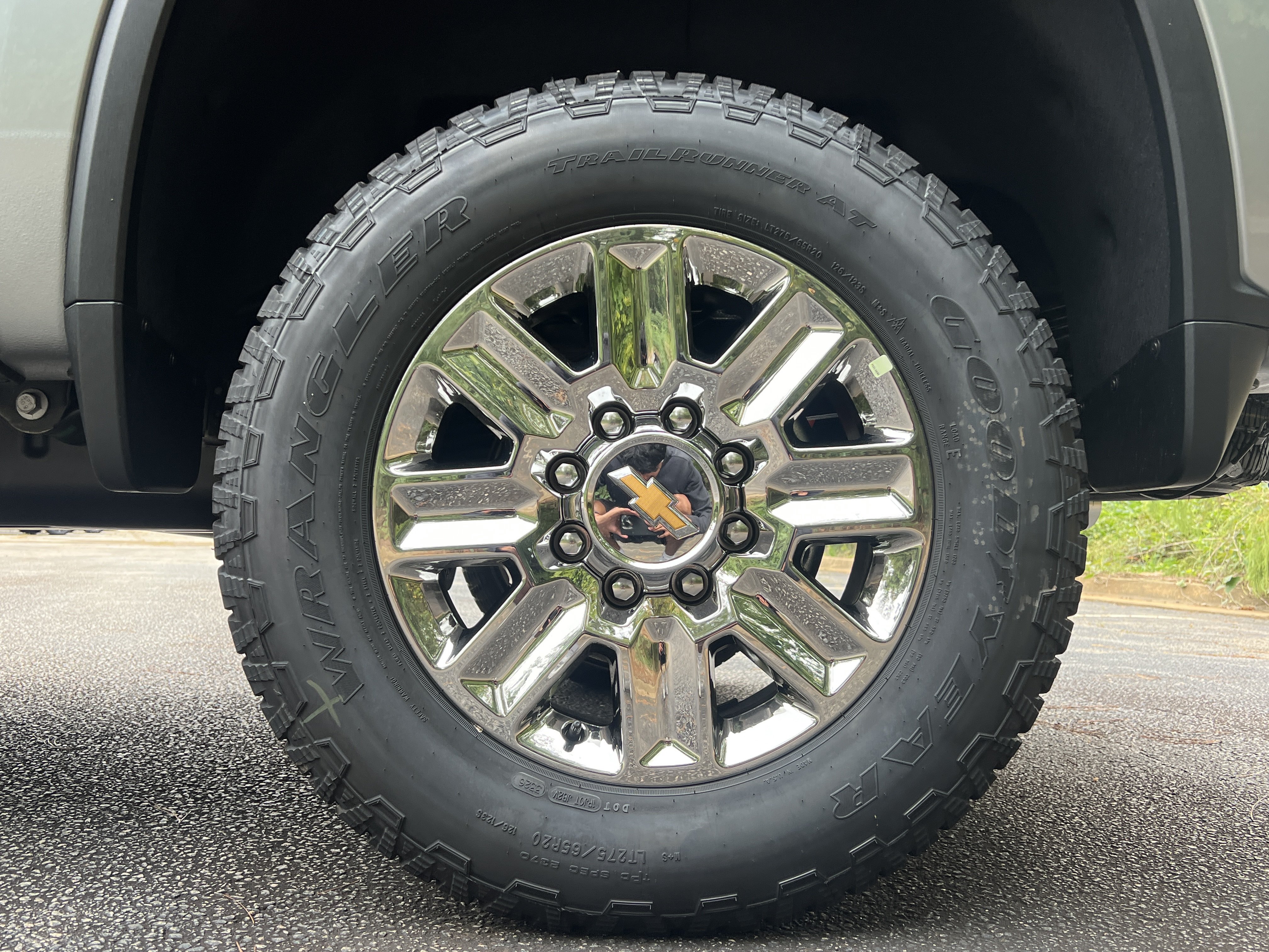 New 2026 Chevrolet Silverado 2500 High Country w/ High Country Premium Package AWD/4WD image 44