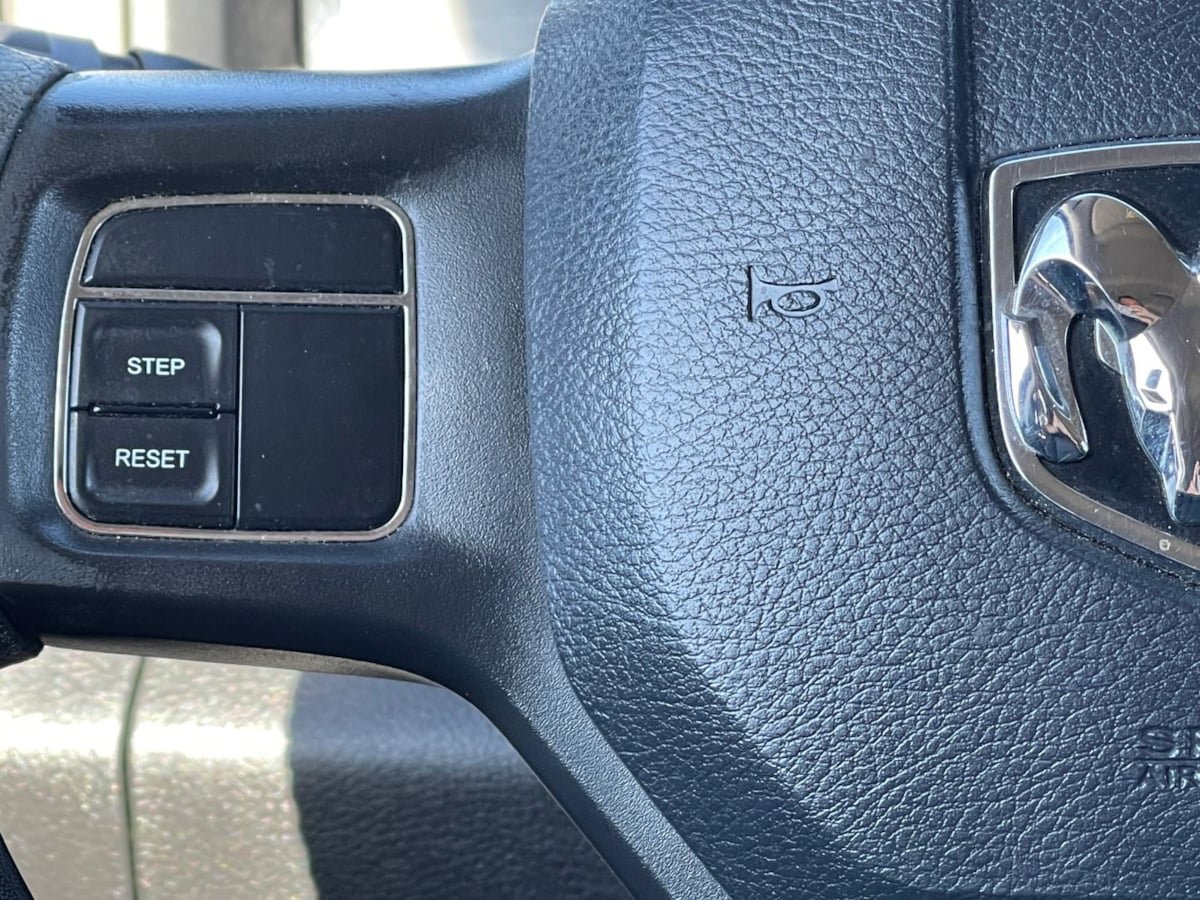 Used 2012 RAM 1500 Express RWD image 28