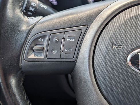 Used 2013 Kia Soul + FWD image 21
