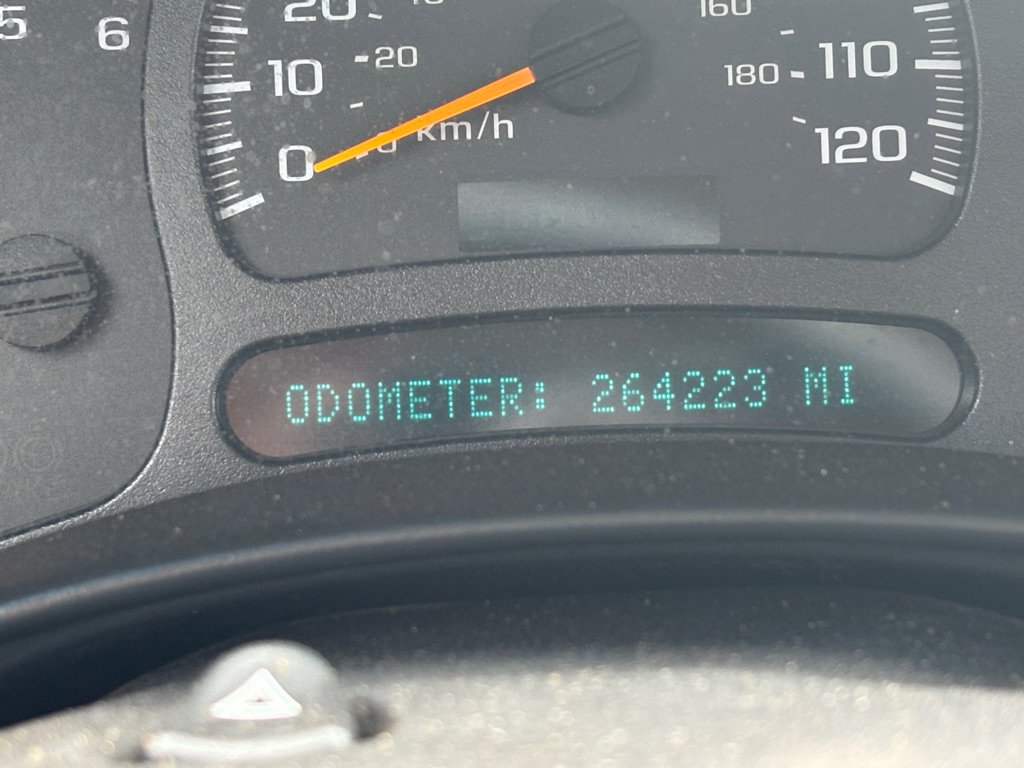 Used 2004 Chevrolet Silverado 1500 W/T RWD image 12