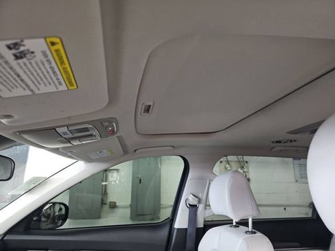 Used 2024 Kia Telluride S w/ S Sunroof Package AWD/4WD image 17