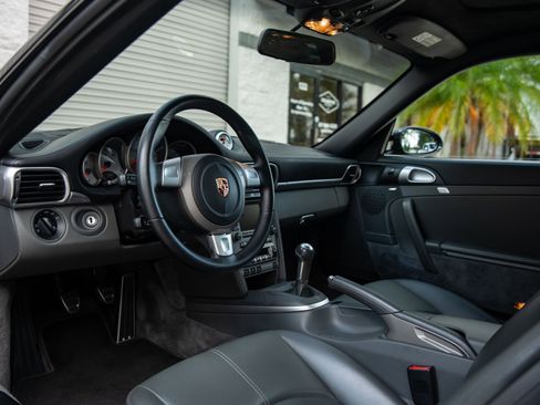 Used 2006 Porsche 911 Carrera 4S image 9