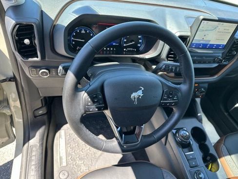 Certified 2024 Ford Bronco Sport Outer Banks w/ Tech Package AWD/4WD image 12