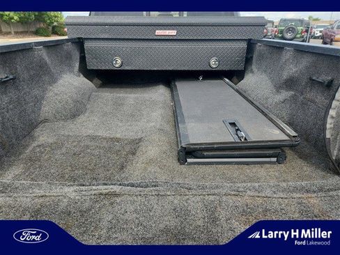 Used 2021 Ford F250 Lariat w/ Chrome Package image 32