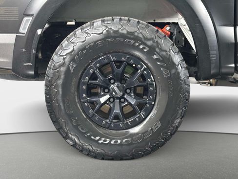 Used 2021 Ford F150 Raptor w/ Equipment Group 801A High AWD/4WD image 5