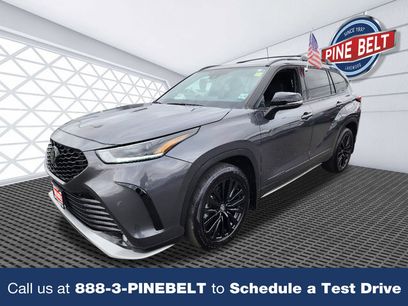 Used 2023 Toyota Highlander XSE