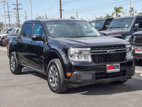 Used 2023 Ford Maverick XLT image 3