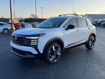 New 2026 Nissan Kicks SR w/ Cold Weather Package