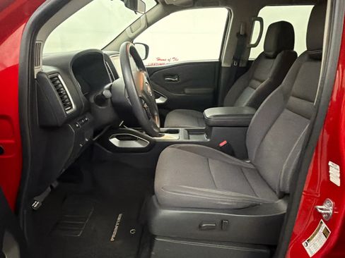 Used 2022 Nissan Frontier SV RWD image 14