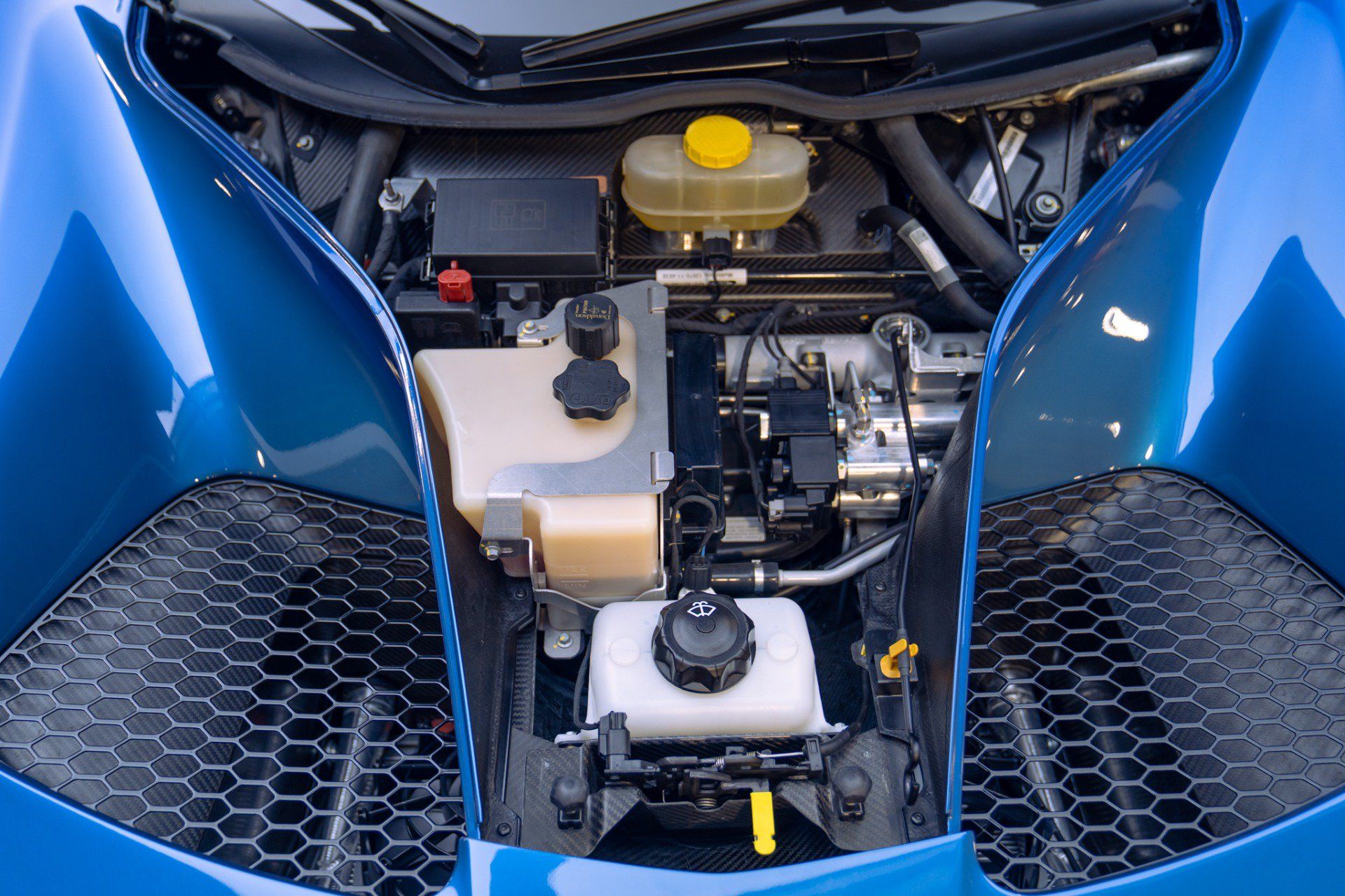 Used 2021 Ford GT RWD image 64