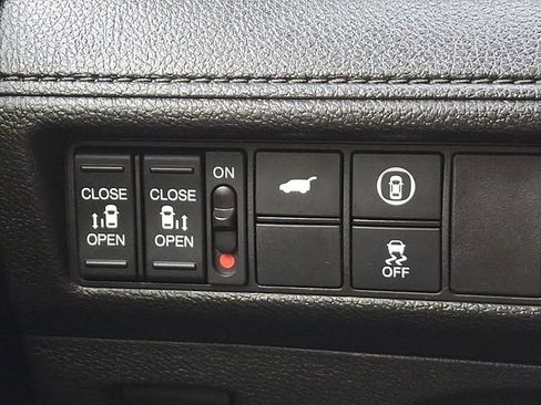 Certified 2023 Honda Odyssey Sport image 25