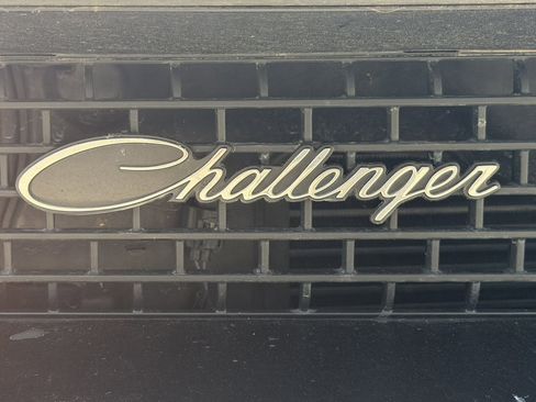 Used 2023 Dodge Challenger R/T Scat Pack RWD image 5